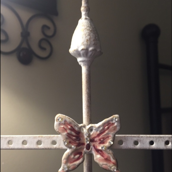 Earring Stand - Picture 2 of 2