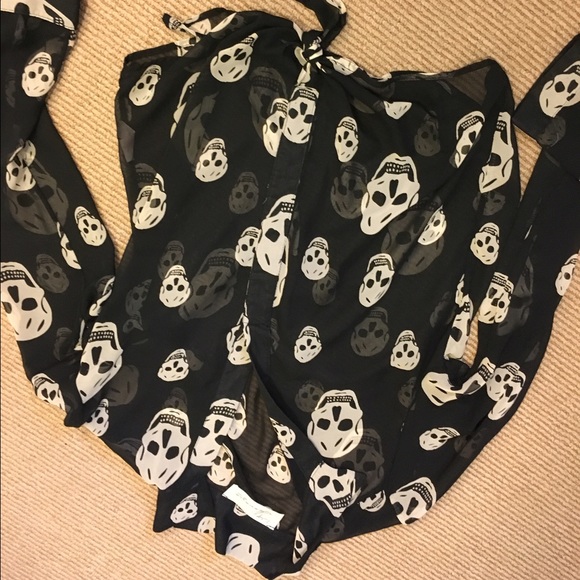 Skill long sleeve sheer tie up shirt!