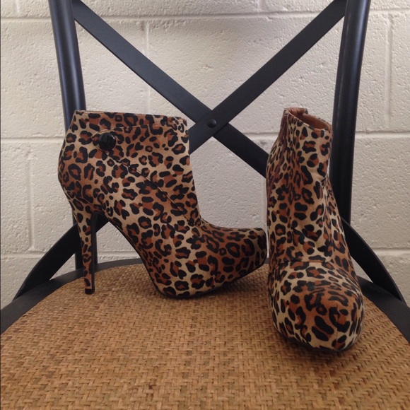 Leopard print booties