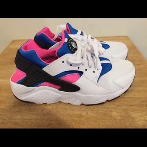 NIKE huarache