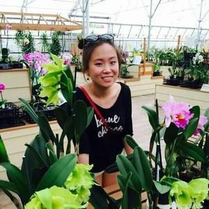 Meet your Posher, Jenny