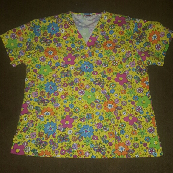 Scrub top