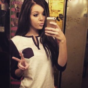 Meet your Posher, Anna