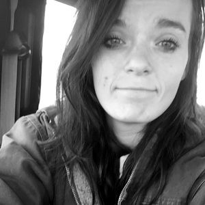 Meet your Posher, Hillary