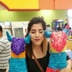 Meet your Posher, Mitzi