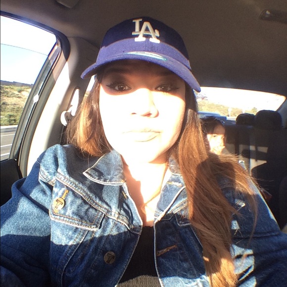 Meet your Posher, Liz - Picture 1 of 1