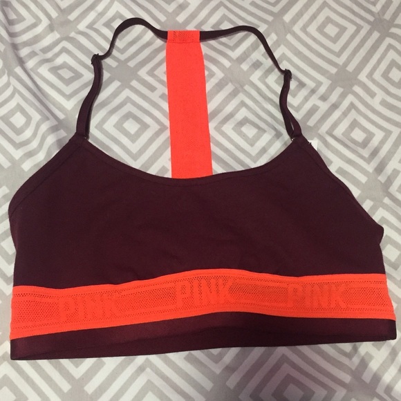 PINK sports bra😈