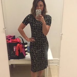 Slim pencil fit printed dress with slit SZ SMALL