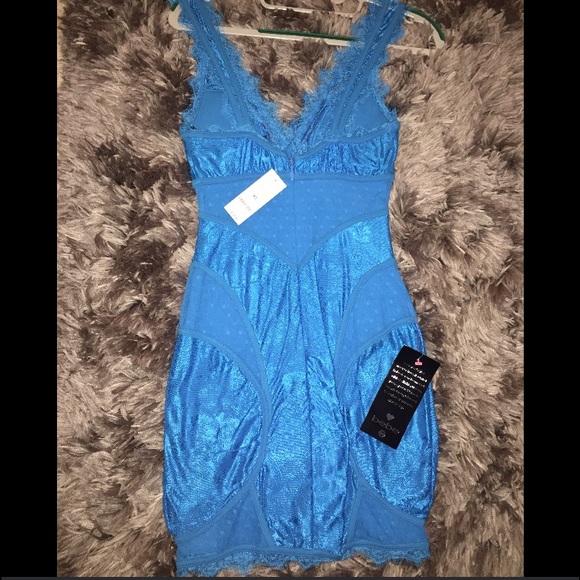 BEBE Lace Dress, NWT, Turquoise Blue - Picture 2 of 4