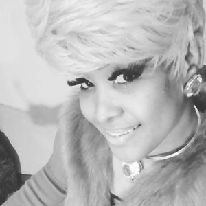 Meet your Posher, Selena