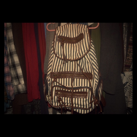 F21 BackPack - Picture 1 of 1