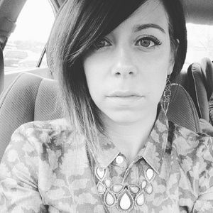 Meet your Posher, Lauren