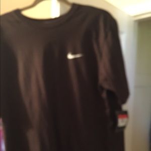 Mens Nike tee size large