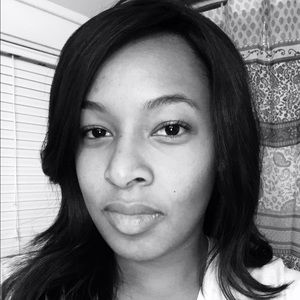 Meet your Posher, Alyna