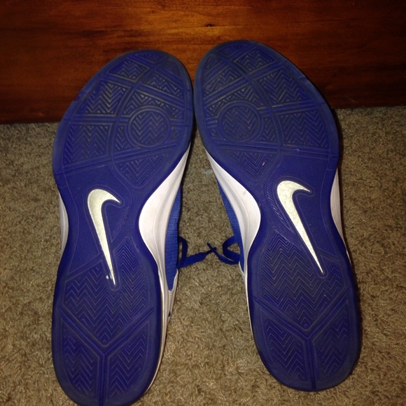 Nike Shoes - Blue Nike hyperguards