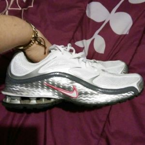 Womans Nike shoes size 10