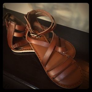 American Eagle Sandals