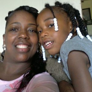 Meet your Posher, Angela