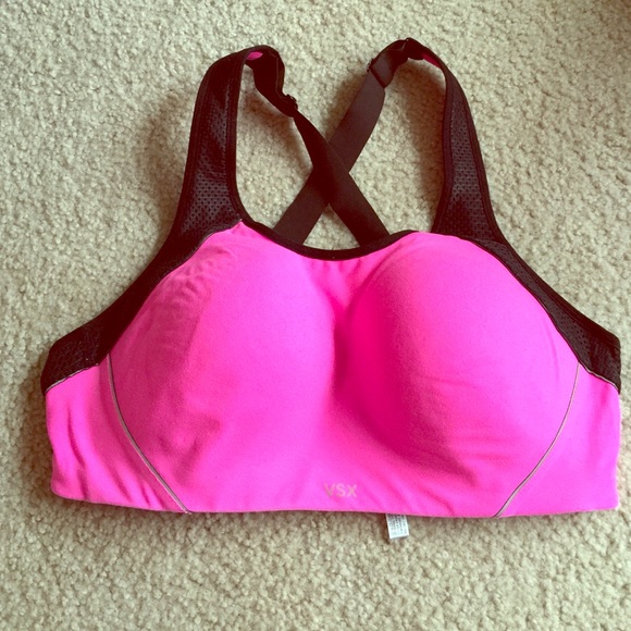 Victoria's Secret Other - VSX Sport bra, great condition and support