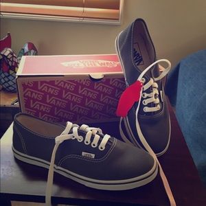 NWT vans gray sneakers
