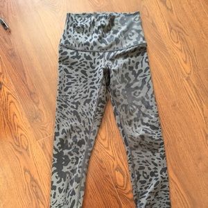 Lulu lemon leggings