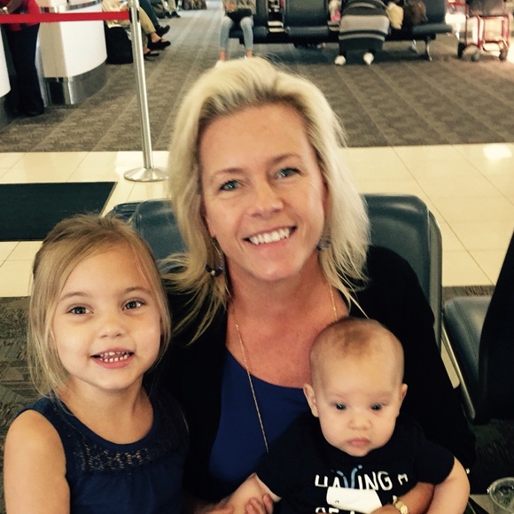 Meet your Posher, Susan - Picture 2 of 4