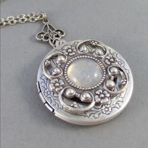 Pretty Vintage Moonstone Locket