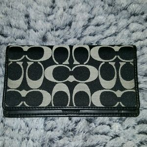 Coach check book holder /
