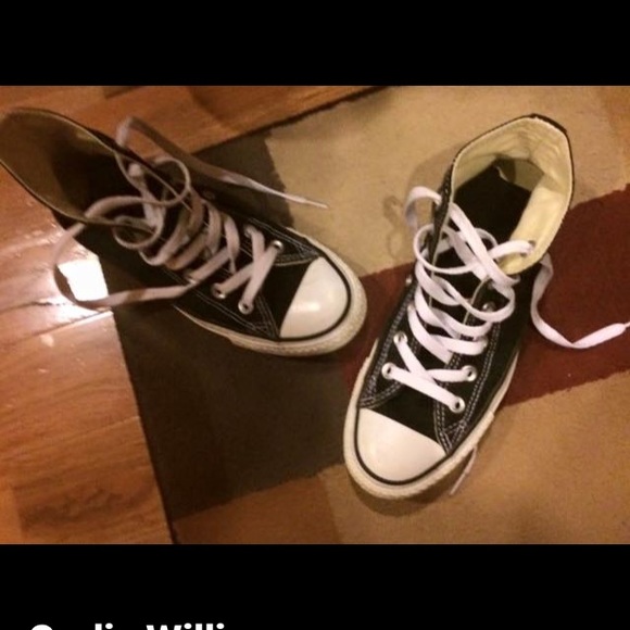 Women's Black Hitop Converse