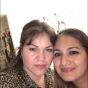 Meet your Posher, Gladys