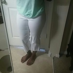 Only worn once white pants