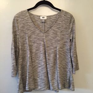 LAST CHANCE 🎉Flowy shirt- brand new!