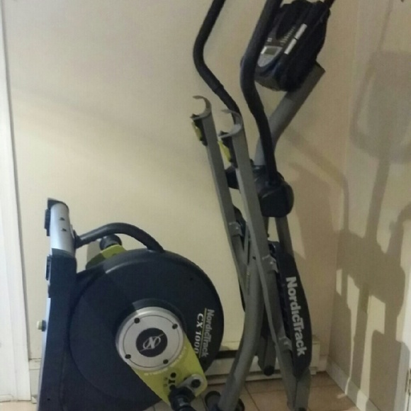 NordicTrack CX1000 Eliptical Workout Machine
