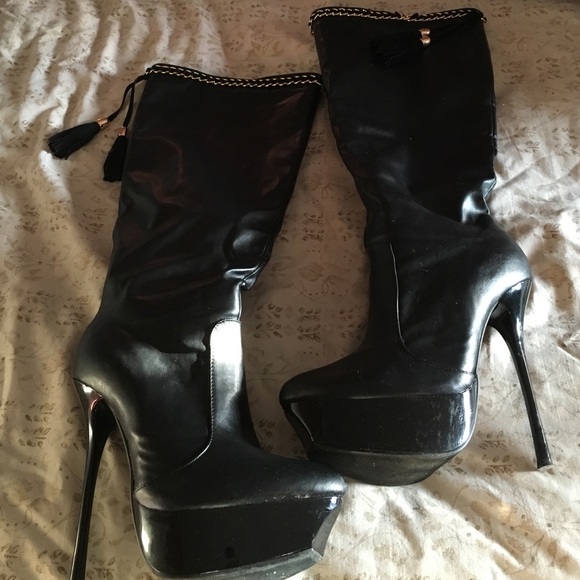 Bebe boots