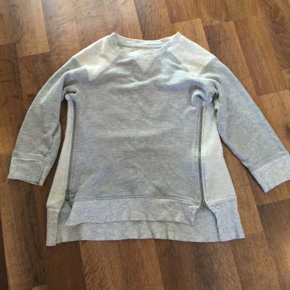 3/4 arm sweat shirt with zippers