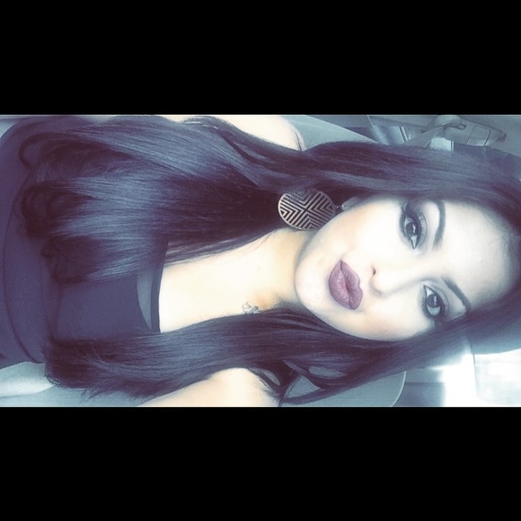 Meet your Posher, Kylee - Picture 1 of 1