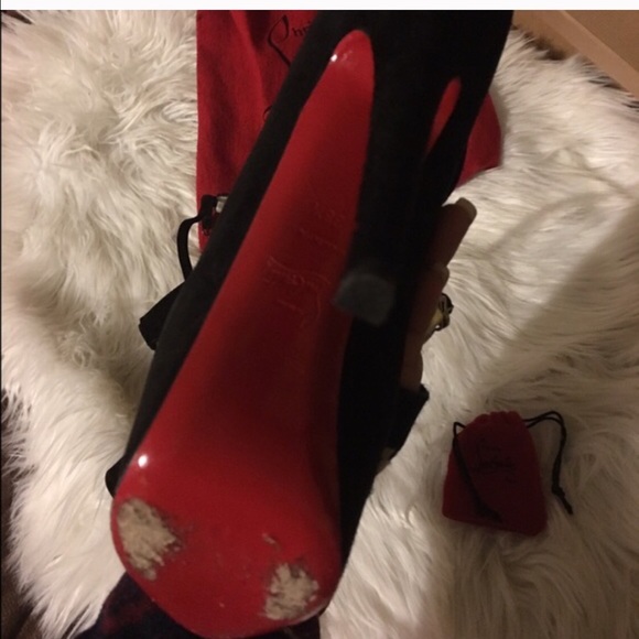 Red bottom shoes - Picture 4 of 4