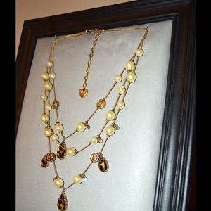 Betsey Johnson Pearl Necklace!