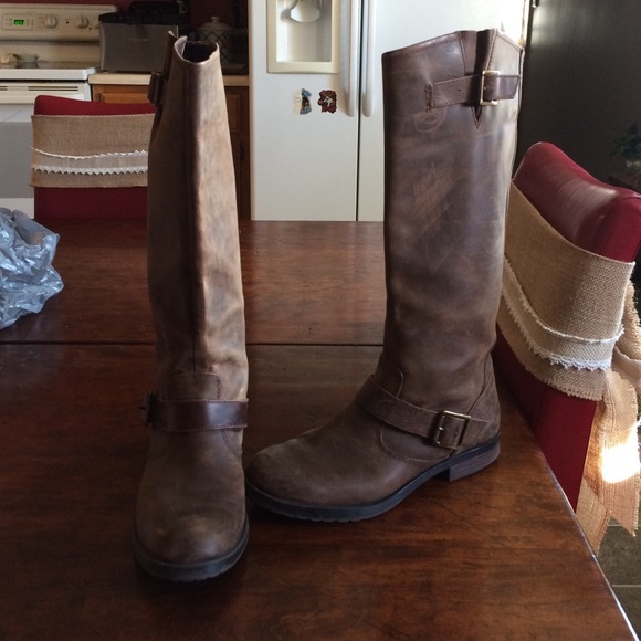 Genuine leather boots Exhilaration size 8.5