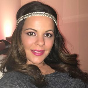 Meet your Posher, Crystal