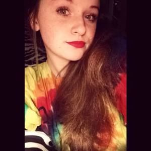 Meet your Posher, Ellyssa