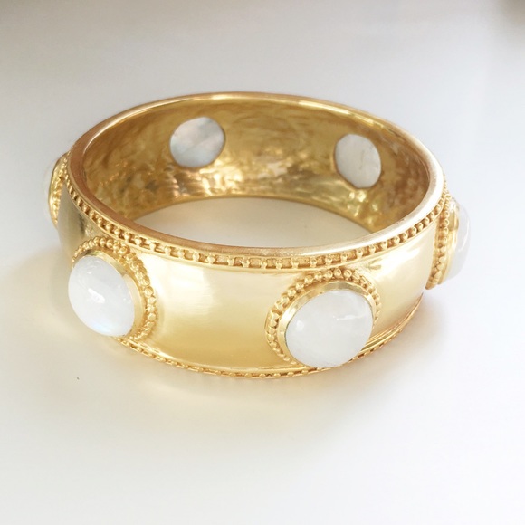 Julie Vos Moonstone Baroque Bangle