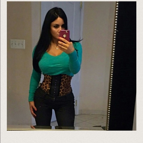 ANIMAL PRINT 9 STEEL BONED LATEX WAIST TRAINER - Picture 4 of 4