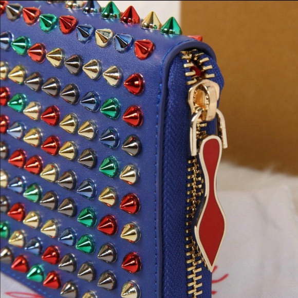 🚫SOLD🚫Christian Louboutin Panetone Spiked Wallet - Picture 3 of 4