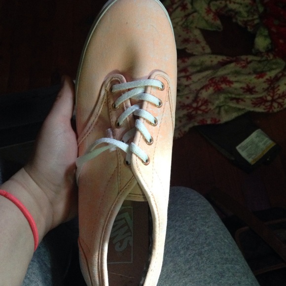 Vans - Picture 2 of 3