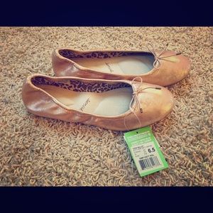 NWT Sanuk Yoga Mat Ballet Flat