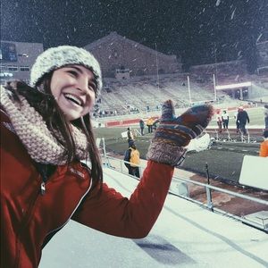 Meet your Posher, Kendra