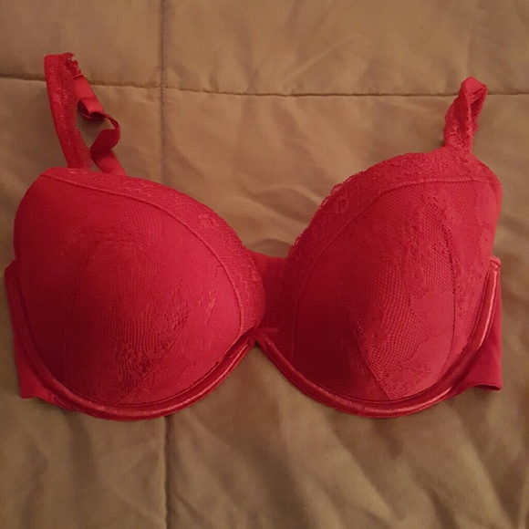 NWOT 38D Push Up Cacique Bra