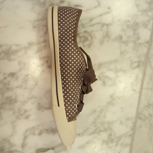 Boden canvas sneakers - Picture 2 of 4