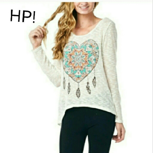 Boutique Tops - ✂Price Cut✂Dream Catcher Long Sleeve Top